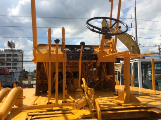 ขายด่วนรถบดล้อยาง7ล้อ Watanabe WP15WE พร้อมใช้ เก่าญี่ปุ่น