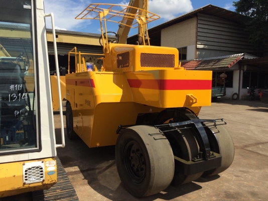 ขายด่วนรถบดล้อยาง7ล้อ Watanabe WP15WE พร้อมใช้ เก่าญี่ปุ่น