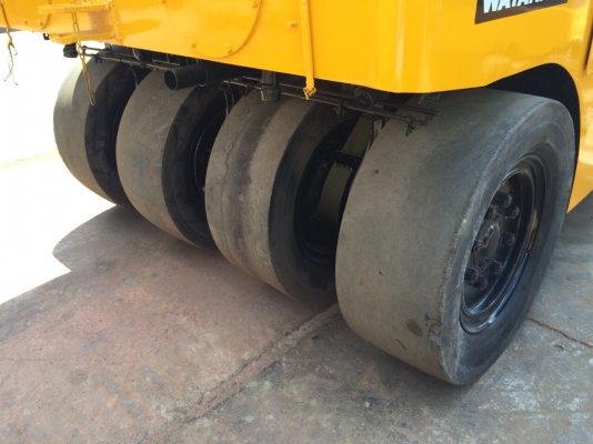 ขายด่วนรถบดล้อยาง7ล้อ Watanabe WP15WE พร้อมใช้ เก่าญี่ปุ่น