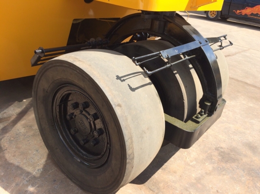 ขายด่วนรถบดล้อยาง7ล้อ Watanabe WP15WE พร้อมใช้ เก่าญี่ปุ่น