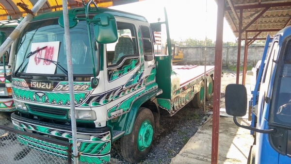 10 ล้อเดกก้า 2 เพลา เครื่อง 195 แรง รถห้างแท้ ต่อหางแบคโคร พร้อมใช้งาน