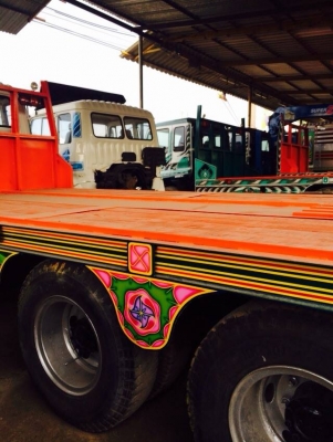 10 ล้อโปรเฟีย 3 ใบปัด 2 เพลา เครื่อง 260 แรง หางแบคโคร พร้อมใช้งาน