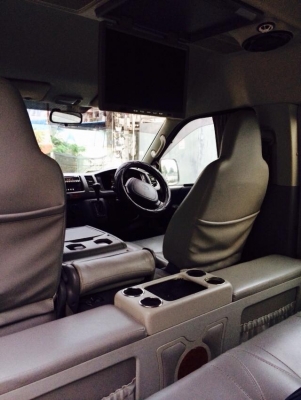 ขายรถตู้ คอมมิวเตอร์ ตัวใหญ่ หลังคาสูง 2j auto ngv ประหยัดๆเพิ่มรูป ขายรถตู้ คอมมิวเตอร์ ตัวใหญ่ หลังคาสูง 2j auto ngv ประหยัดๆเพิ่มรูป