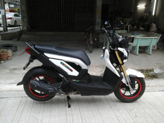 ขาย Honda Zoomer-x สีขาว ปี 2013 สวยเดิม ราคา 36,000 บาทครับ