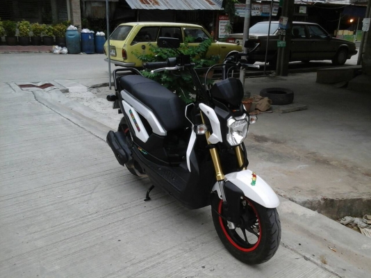 ขาย Honda Zoomer-x สีขาว ปี 2013 สวยเดิม ราคา 36,000 บาทครับ