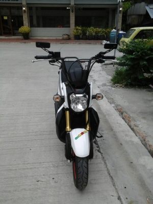 ขาย Honda Zoomer-x สีขาว ปี 2013 สวยเดิม ราคา 36,000 บาทครับ