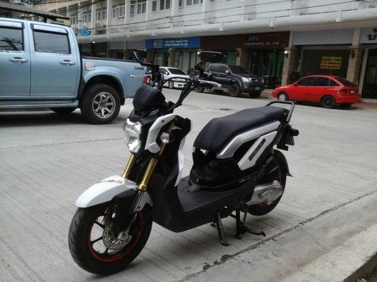 ขาย Honda Zoomer-x สีขาว ปี 2013 สวยเดิม ราคา 36,000 บาทครับ