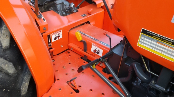 ปัญญาแทรคเตอร์มาแล้ว...จัดมาให้ครับ รีบโดยด่วน.คูโบต้า L3408ผาน CMT 6x22  สภาพสวย เล่มพร้อมคับ จัดส่ง อ.เมือง จ.เพชรบูรณ์