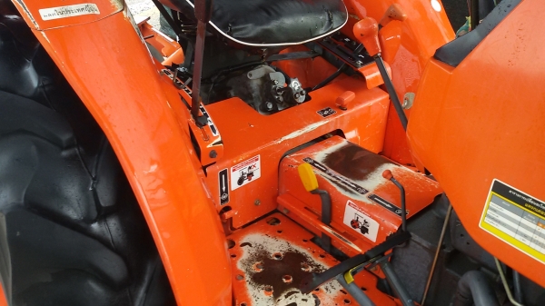 ปัญญาแทรคเตอร์มาแล้ว...จัดมาให้ครับ รีบโดยด่วน.คูโบต้า L3408ผาน CMT 6x22  สภาพสวย เล่มพร้อมคับ จัดส่ง อ.เมือง จ.เพชรบูรณ์