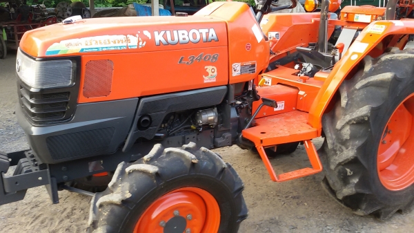 ปัญญาแทรคเตอร์มาแล้ว...จัดมาให้ครับ รีบโดยด่วน.คูโบต้า L3408ผาน CMT 6x22  สภาพสวย เล่มพร้อมคับ จัดส่ง อ.เมือง จ.เพชรบูรณ์