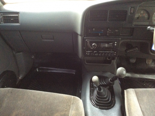 ขายTOYOTA LN 106 คานแข็งจากโรงงาน ขายTOYOTA LN 106 คานแข็งจากโรงงาน