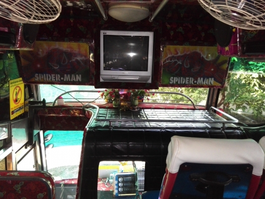 ขายรสบัส 6 ล้อ นำเที่ยว รถต่ออู่เชิดชัย ราคา 1,050,000 ขายรสบัส 6 ล้อ นำเที่ยว รถต่ออู่เชิดชัย ราคา 1,050,000