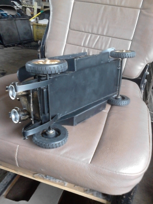 ขาย MODEL รถโบราณ  มี 1 คัน TEL.081-427-3941