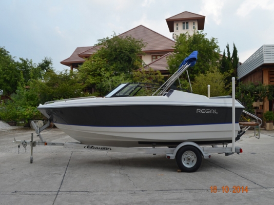 Regal 18 foot w/aluminium trailer w/bimini (ไม่มีเครื่องน่ะครับ)