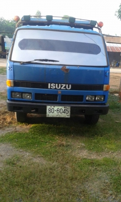 (ร้านรุ่งโรจน์ 082-1057078)ขาย 6   isuzu NPR ดั้ม 115แรงสภาพดีราคาถูกๆ[เสี่ยจากชุมแพมาซื้อไปเรียบร้อย )เกียร์สั้น ห้างแท้ๆ f  หน้า f หลัง กระบอกดั้ม4ตัน เครื่อง แห้ง แรง แชสซีเดิมๆสวยมากๆคับ พร้อมใช้งานคับ เล่มทะเบียนพร้อมโอน