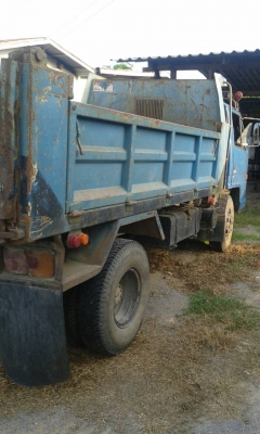 (ร้านรุ่งโรจน์ 082-1057078)ขาย 6   isuzu NPR ดั้ม 115แรงสภาพดีราคาถูกๆ[เสี่ยจากชุมแพมาซื้อไปเรียบร้อย )เกียร์สั้น ห้างแท้ๆ f  หน้า f หลัง กระบอกดั้ม4ตัน เครื่อง แห้ง แรง แชสซีเดิมๆสวยมากๆคับ พร้อมใช้งานคับ เล่มทะเบียนพร้อมโอน