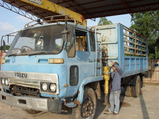 ขายด่วนรถ6ล้อติดเครนTADANO-2ชัก3ปอก3ตันรถJCMยาง900