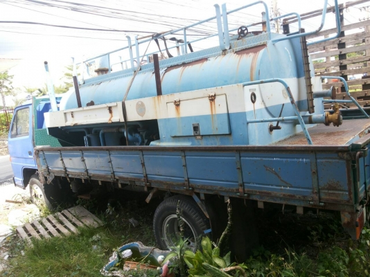 ขายรถ6ล้อบรรทุกน้ำสภาพดี พร้อมใช้งาน