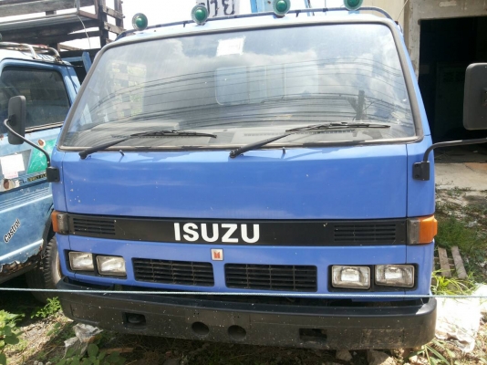 ขายรถ6ล้อบรรทุกน้ำสภาพดี พร้อมใช้งาน