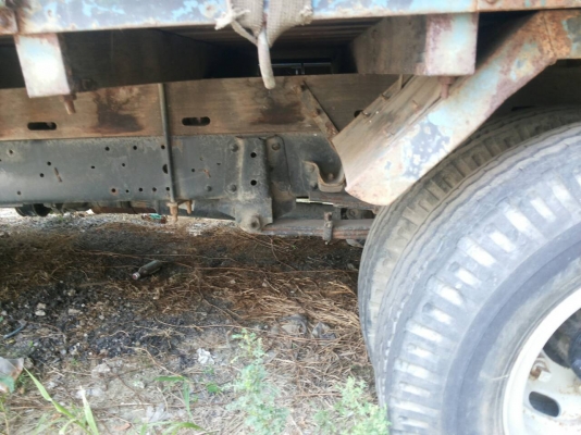 ขายรถ6ล้อบรรทุกน้ำสภาพดี พร้อมใช้งาน