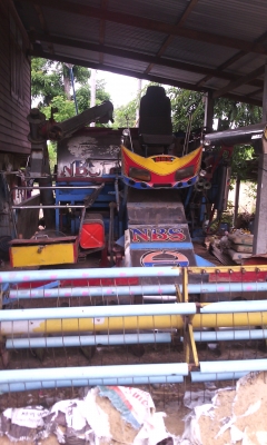 ขายรถเกี่ยวข้าวอุ้มใหญ่ 3 ตัน