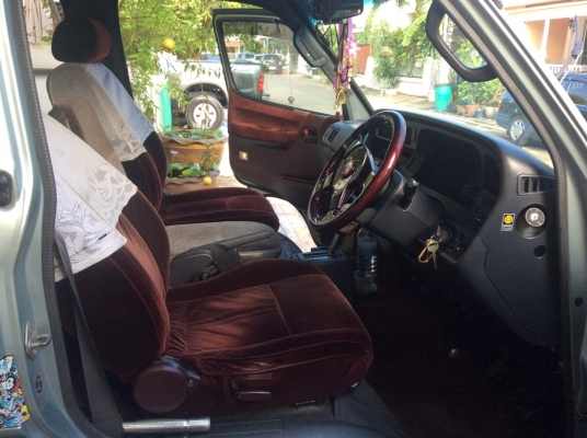 รถตู็ ตาเพรช 2004 รถตู็ ตาเพรช 2004