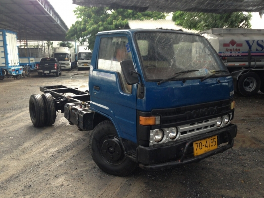 ขายรถ6ล้อ TOYOTA ไดน่า เครื่อง 14 B 115 แรงม้าหัวแชสซี สนใจติดต่อ 080-4477814 พีรพงษ์