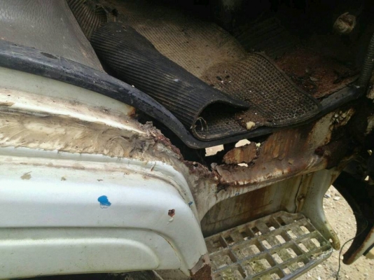 HINO KM779 HINO KM779