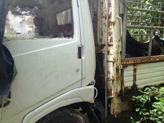 HINO KM779 HINO KM779