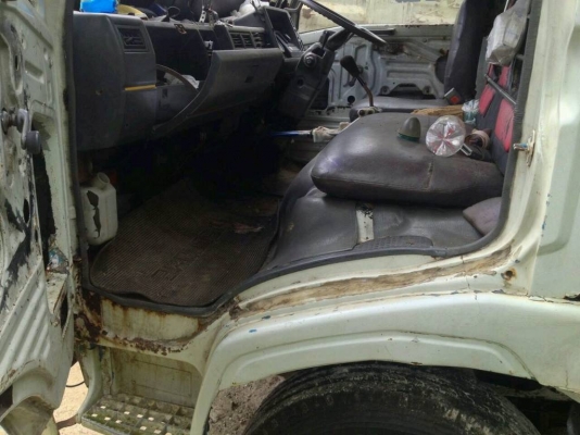 HINO KM779 HINO KM779