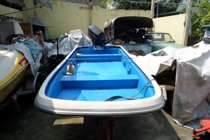 ขาย เรือไฟเบอร์ 3 ลอน 13 ฟุตเรือหล่อใหม่ พร้อมเครื่อง EVINRUDE 40 แรง สภาพพร้อมใช้ ราคา 58,000