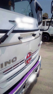 ***ขายแล้วครับขอบคุณ Truck2hand ขาย6ล้อช่วงยาว HINO MEGA SERIES-500 FC9JJKA JO5E-145HP EURO3 ปี52 เครื่องเดิมเกียร์เดิม ใช้งานน้อย ไมล์54,xxx เครื่อง145แรง4สูบ เครื่องแห้ง แน่น แรงดี เกียร์ดีไม่หลุด ช่วงล่างเดิม คัสซีสวยเดิมๆ ไม่ปะไม่บวม กระบะพื้นไม้คอกเห