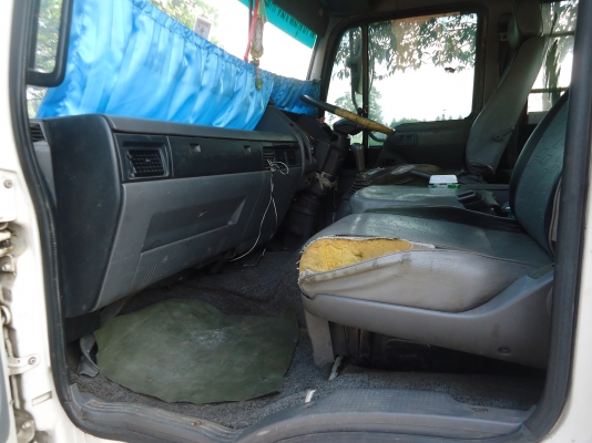 ขายด่วนรถ6ล้อHINOFDเครือง195แรงม้ารถบรรทุกคูโบต้ามีลิป