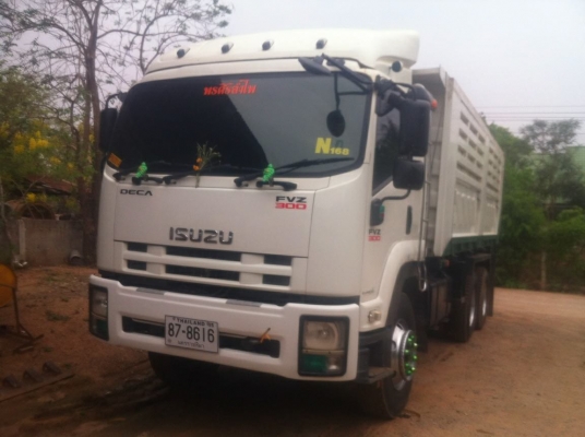 ขายรถสิบล้ออีซุซุเดคก้า300แรง