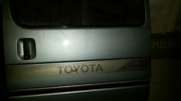 ประตูบานเลื่อนโตโยต้าหัวจรวดแท้ติดรถอุปกรณ์ครบ