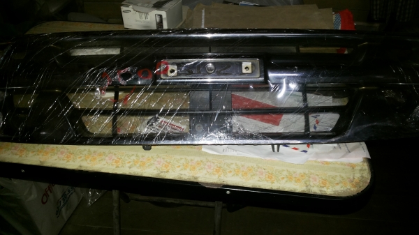 กระจังหน้าดีแม็คตัวไทเทเนียมแท้ติดรถ