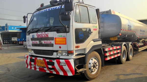 Nissan ud 350 CWM454