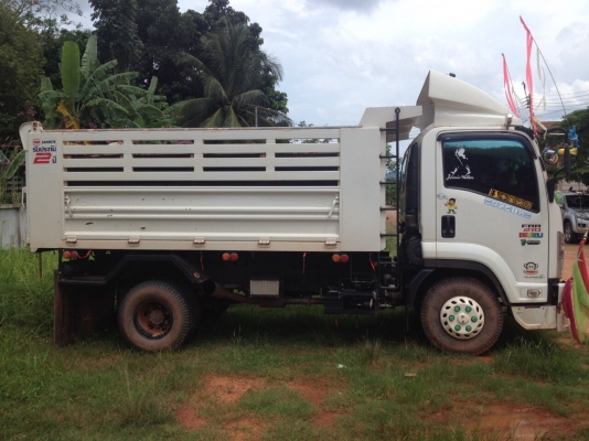 ขายดาวน์รถบรรทุก 6 ล้อดัมพ์ ISUZU FRR 210 แรงม้า ไมล์ 17000 กม. ขายดาวน์ 500000
