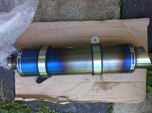 ขายท่อsupertrappยาวพร้อมคอ ขายปลายท่อ SUPERTRAPP ปลายเปิด ขายปลายรุ้งไทเทเนี่ยม