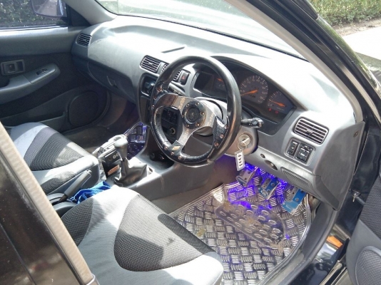 TOYOTA SOLUNA 1.5 E SPORTY ปี2002 เกียร์ธรรมดา