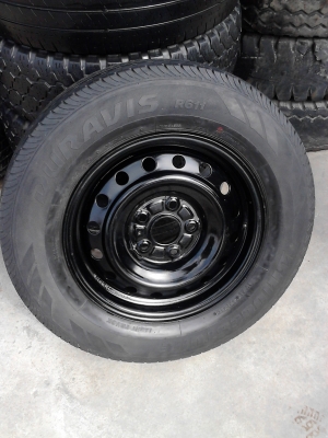 ล้อกะทะ 5 รู แบบ TOYOTA พร้อมยาง ขอบ 15  มี 1 ล้อ  TEL.081-427-3941