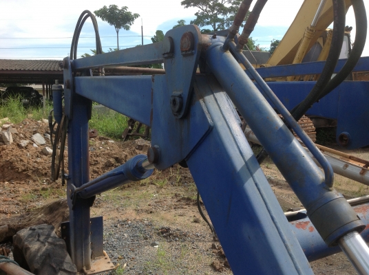 ตัวตักใส่รถแทรคเตอร์