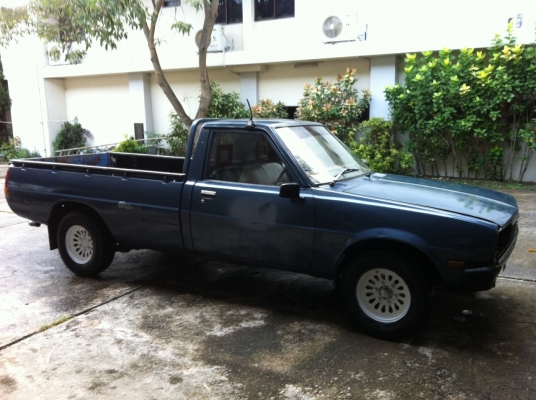 ขายด่วน: L 200 เฉินหลง ปี 27