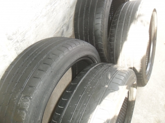 ยาง DUNLOP 195/45R16ปี12 สวยๆ 4 เส้น ราคา 2500 บาท