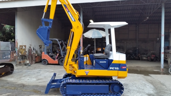 ขาย รถขุด KOMATSU รุ่น PC15 มือสองญี่ปุ่น ขาย รถขุด KOMATSU รุ่น PC15 มือสองญี่ปุ่น