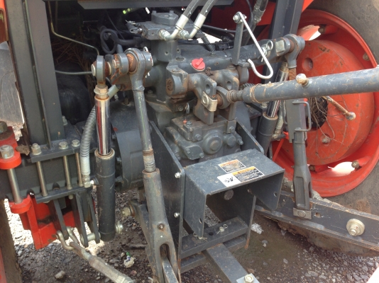 KUBOTA MAX M108S อุปกรณ์ครบหน้าหลังดาวน์ต่ำ ผ่อนสบาย KUBOTA MAX M108S อุปกรณ์ครบหน้าหลังดาวน์ต่ำ ผ่อนสบาย