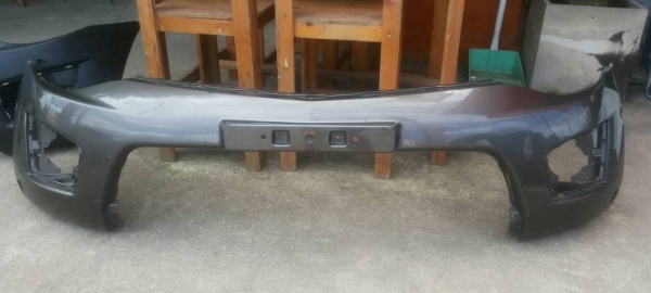 กันชนหน้า Triton Plus  ของแท่้มือสอง