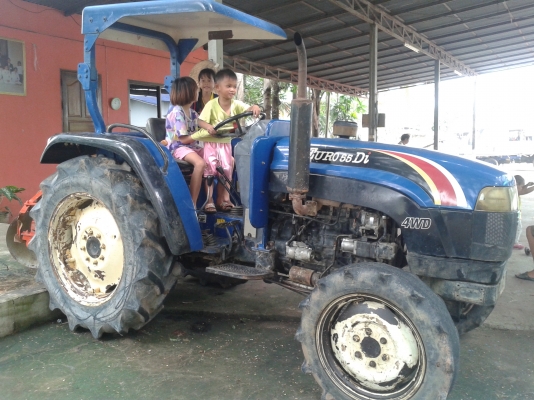 รถไถยูโล55แรงพร้อมใช้งานมีผาน7หนึ่งลูก