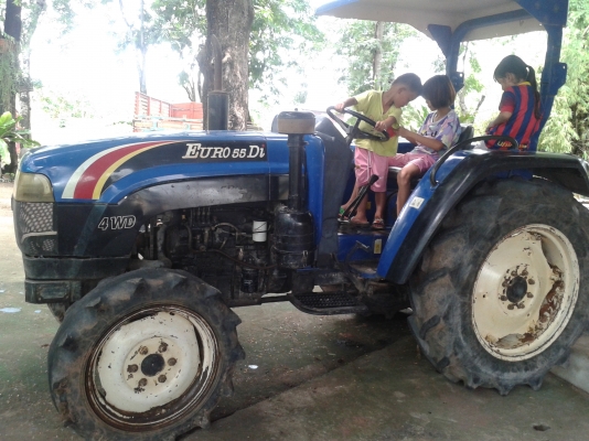 รถไถยูโล55แรงพร้อมใช้งานมีผาน7หนึ่งลูก