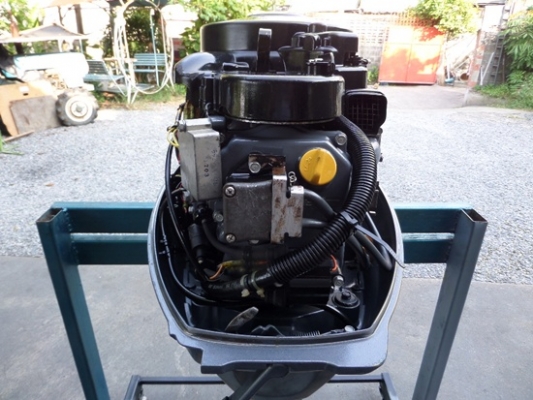 เครื่องเรือ YAMAHA 25 แรง 4 จังหวะ